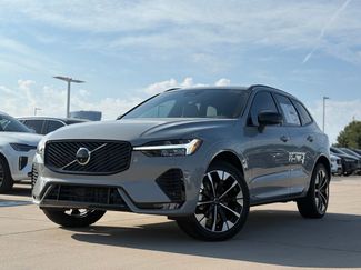 New 2026 Volvo XC60 B5 Plus w/ Protection Package Premier video 2