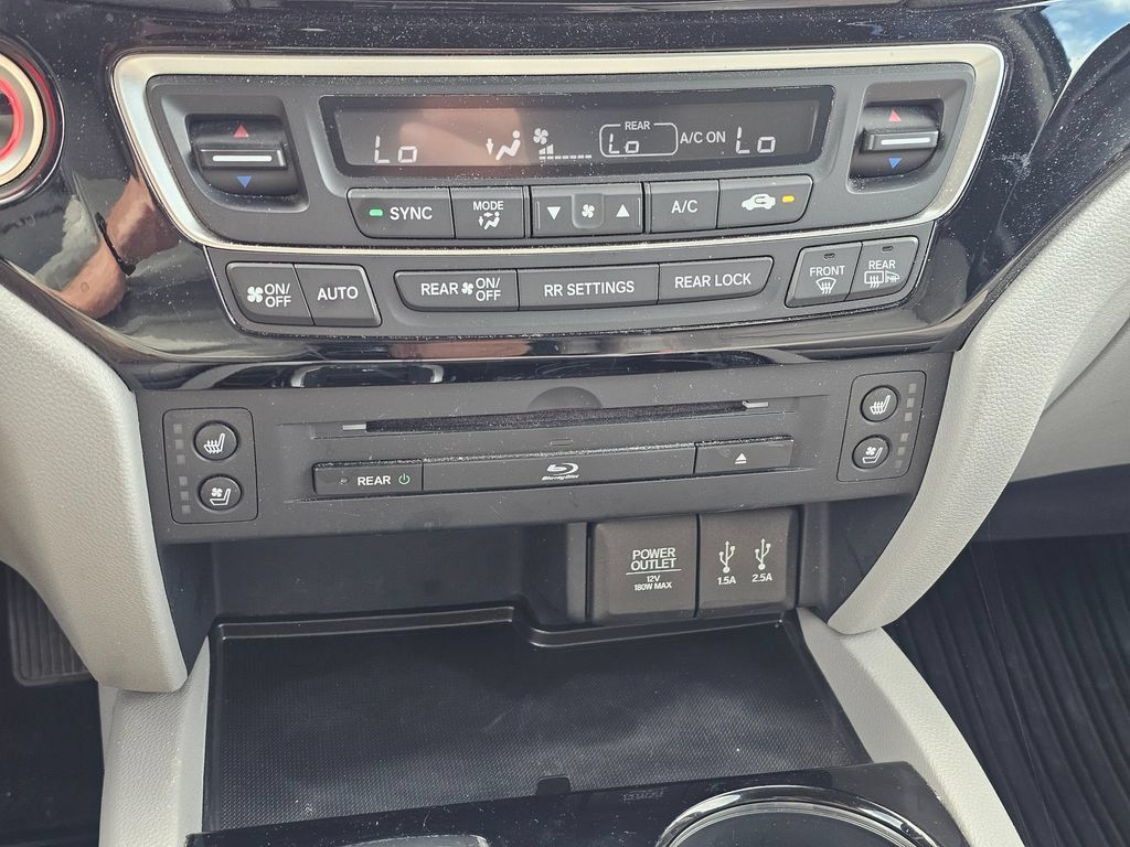 Used 2016 Honda Pilot Elite image 17