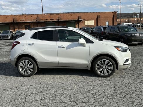 Used 2020 Buick Encore Preferred image 9