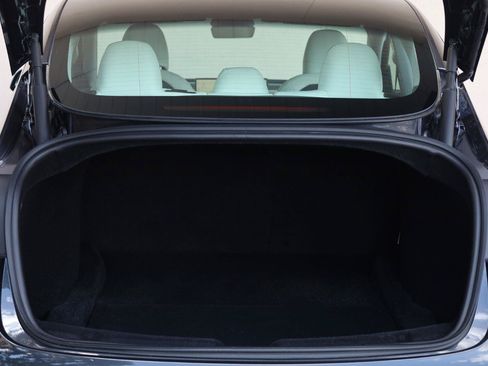 Used 2024 Tesla Model 3 Standard Range RWD image 10