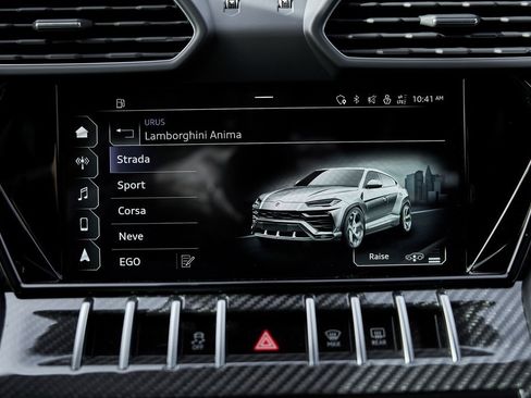 Used 2022 Lamborghini Urus image 76