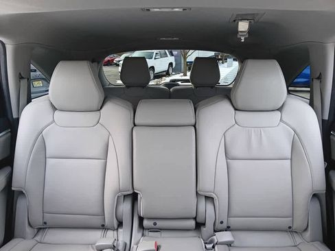 Used 2017 Acura MDX image 13