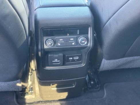 Used 2023 GMC Acadia Denali w/ Black Diamond Edition image 25