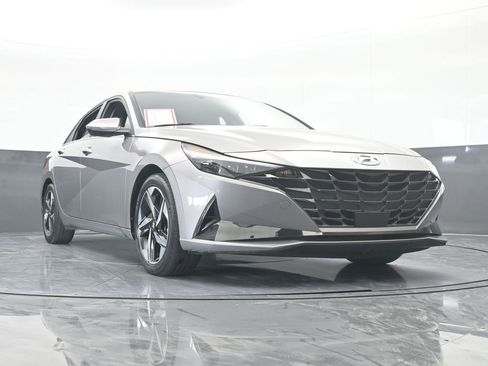 Used 2023 Hyundai Elantra Limited w/ Cargo Package image 66