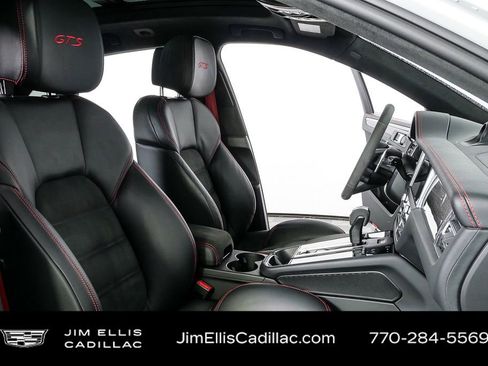 Used 2023 Porsche Macan GTS image 25