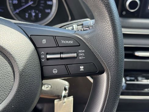 Used 2021 Hyundai Sonata SE FWD image 17