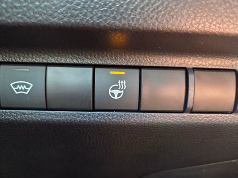 Used 2023 Toyota RAV4 XLE w/ XLE Grade Weather Package AWD/4WD image 32
