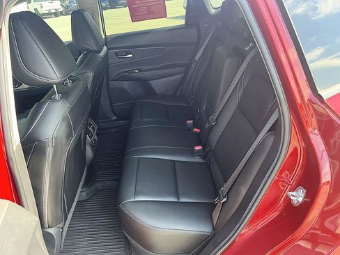 Certified 2025 Nissan Murano SV FWD image 14
