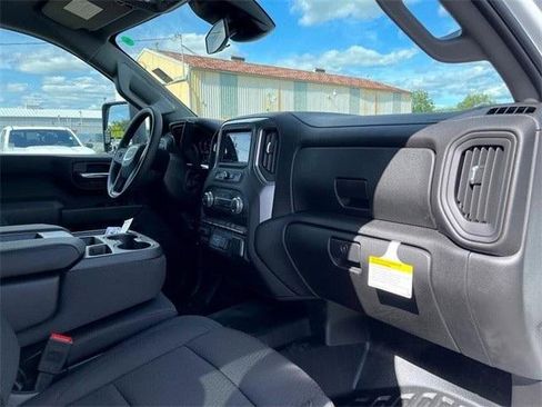 New 2024 GMC Sierra 3500 Pro w/ Convenience Package image 16