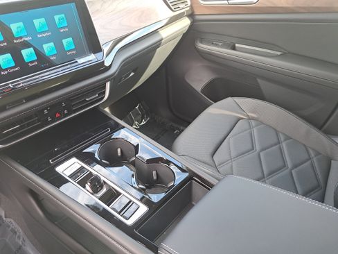 New 2026 Volkswagen Atlas SE image 26