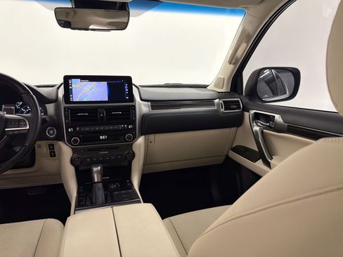 Certified 2023 Lexus GX 460 Premium AWD/4WD image 34
