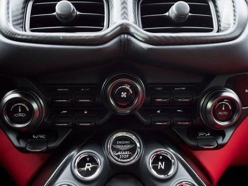 Used 2023 Aston Martin V12 Vantage image 65