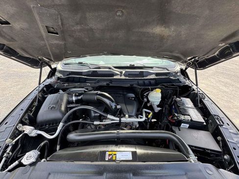 Used 2015 RAM 1500 Express AWD/4WD image 12