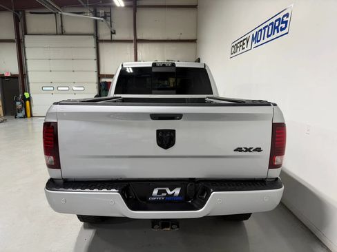 Used 2017 RAM 2500 Laramie w/ Sport Appearance Group AWD/4WD image 5