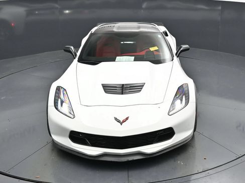 Used 2018 Chevrolet Corvette Z06 RWD image 19