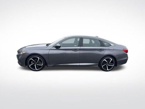 Used 2018 Honda Accord Sport image 2