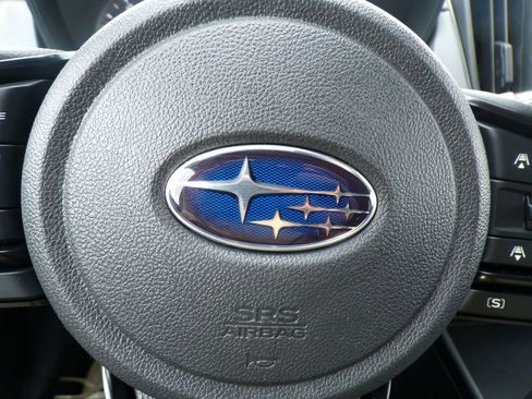 Used 2026 Subaru Crosstrek 2.0i Premium AWD/4WD image 32