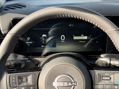 New 2026 Nissan Kicks SR w/ Cold Weather Package image 16