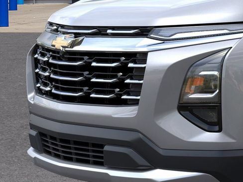 New 2026 Chevrolet Equinox LT w/ Convenience Package II FWD image 14