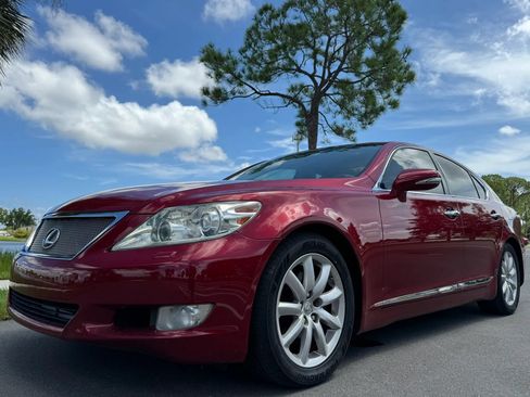 Used 2012 Lexus LS 460 w/ Luxury Value Edition RWD image 3