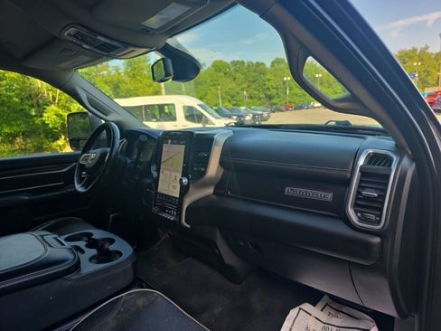 Used 2024 RAM 2500 Laramie AWD/4WD image 20