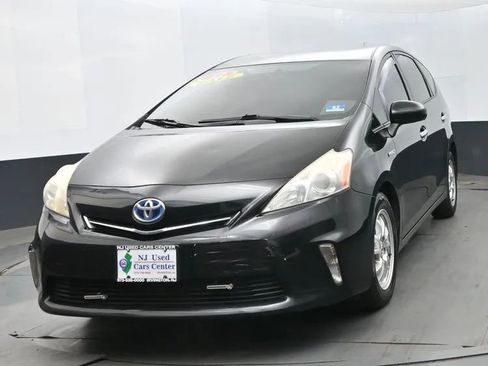 Used 2012 Toyota Prius V Three w/ Preferred Accessory Pkg FWD image 1