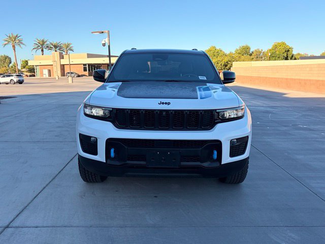 Used 2023 Jeep Grand Cherokee Trailhawk w/ Luxury Tech Group III AWD/4WD image 4