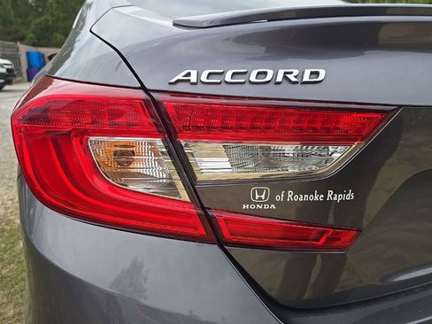 Used 2020 Honda Accord Sport image 10