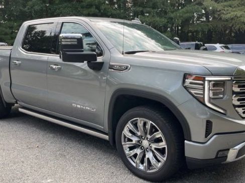 Used 2025 GMC Sierra 1500 Denali w/ Denali Reserve Package AWD/4WD image 2