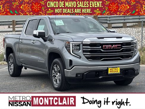 Used 2025 GMC Sierra 1500 SLT AWD/4WD image 1