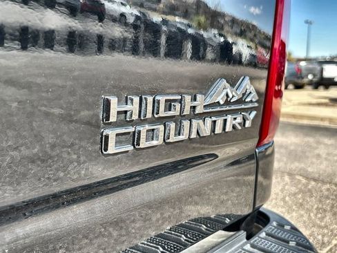 Used 2023 Chevrolet Silverado 2500 High Country w/ Z71 Off-Road Package image 19