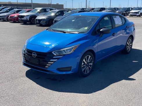 Used 2024 Nissan Versa S w/ S Plus Package image 3