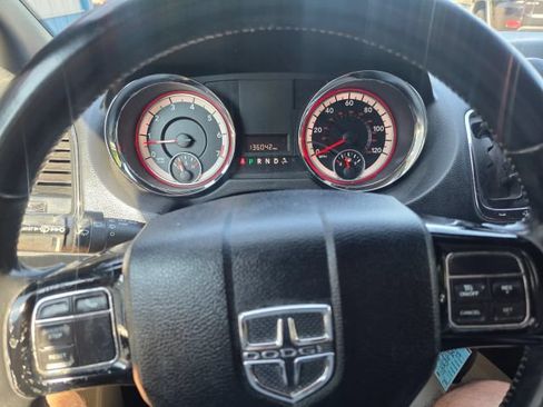 Used 2019 Dodge Grand Caravan SXT FWD image 15