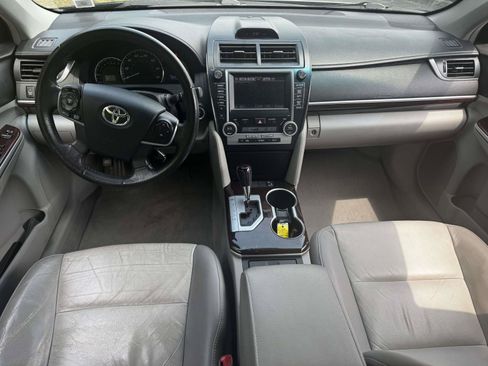 Used 2012 Toyota Camry XLE FWD image 13