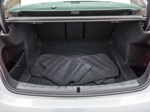 Certified 2024 BMW 330i Sedan w/ M Sport Package image 27