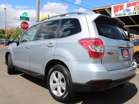 Used 2014 Subaru Forester 2.5i Limited AWD/4WD image 5