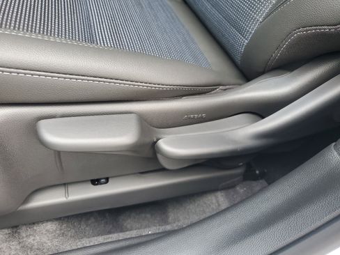 New 2026 Buick Envista Preferred image 19