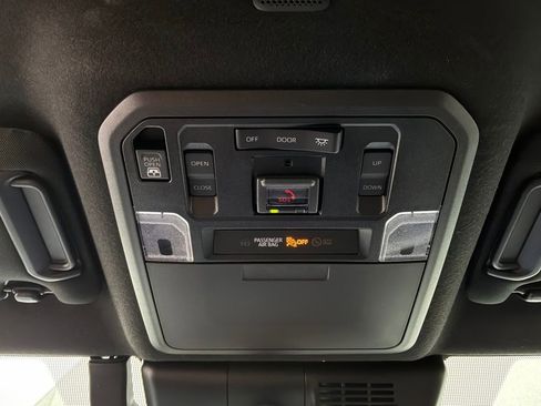 Used 2026 Toyota 4Runner Limited AWD/4WD image 18
