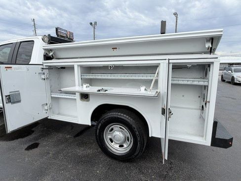 Used 2018 Ford F250 XL w/ Power Equipment Group AWD/4WD image 10