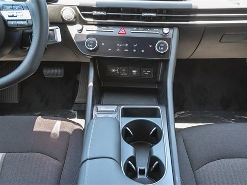 New 2025 Hyundai Sonata SEL image 12
