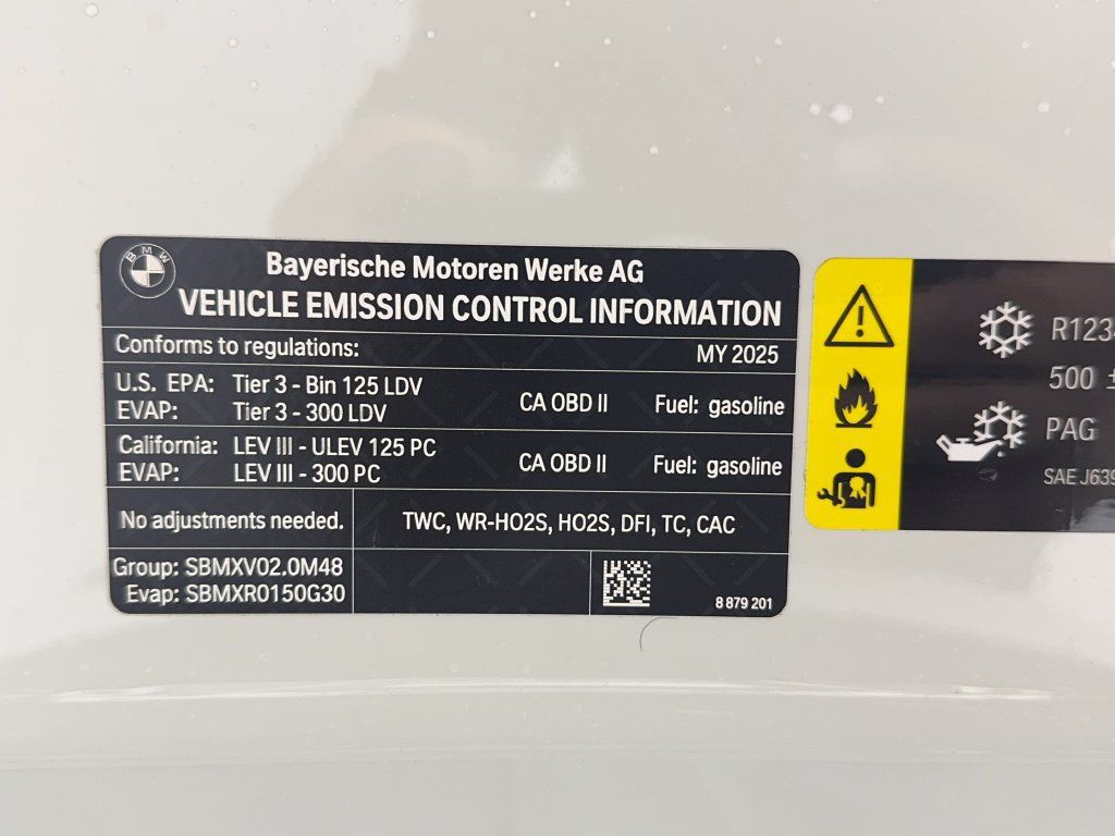 Used 2025 BMW 230i xDrive Coupe AWD/4WD image 54