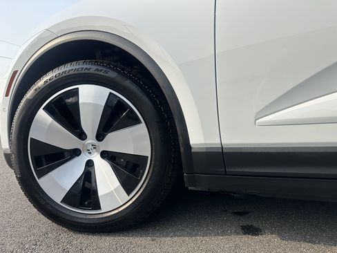Certified 2024 Porsche Macan 4 Electric AWD/4WD image 21
