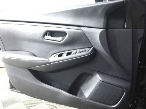 Certified 2023 Nissan Sentra S image 16