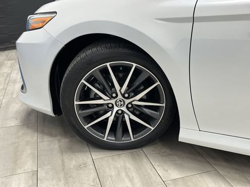 Used 2023 Toyota Camry XLE image 34