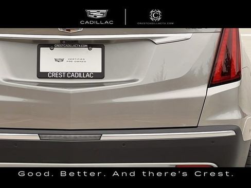 Used 2022 Cadillac XT5 Premium Luxury w/ Technology Package FWD image 7