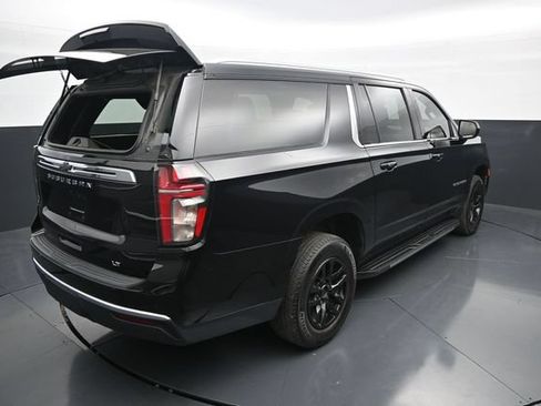 Used 2021 Chevrolet Suburban LT AWD/4WD image 9