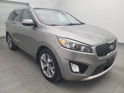 Used 2018 Kia Sorento SX image 13