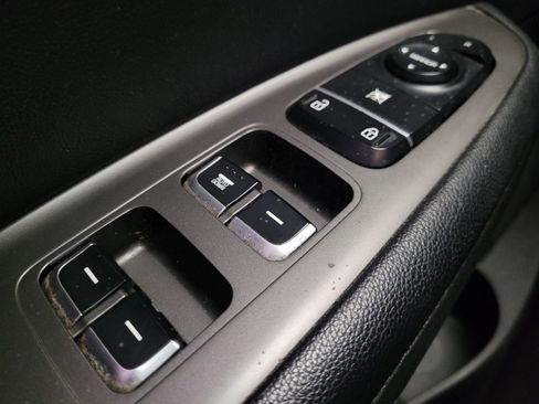 Used 2019 Kia Optima LX image 27