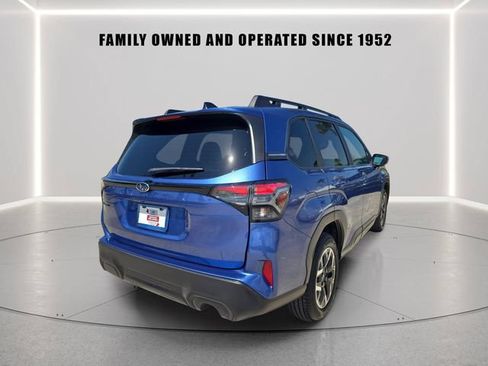 Used 2026 Subaru Forester Premium AWD/4WD image 4