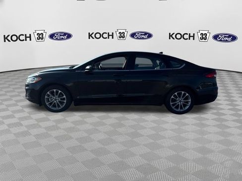 Used 2019 Ford Fusion SE FWD image 4
